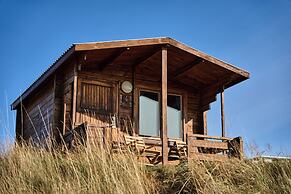 Hlid Huts