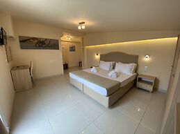 Porto Planos Beach Hotel