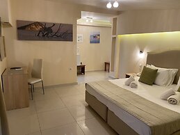 Porto Planos Beach Hotel