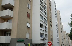 Duplex Apartment Tinel