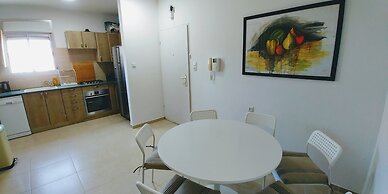 Jaffa's Penthouse Hostel