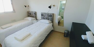 Jaffa's Penthouse Hostel