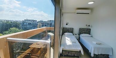 Jaffa's Penthouse Hostel