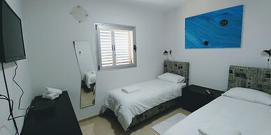 Jaffa's Penthouse Hostel