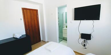 Jaffa's Penthouse Hostel