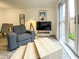 Tudors eSuites Birmingham House Private Garden