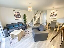 Tudors eSuites Birmingham House Private Garden