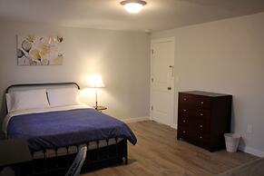 Rainier Guesthouse (Walk to Metro)