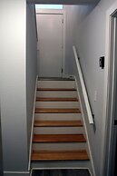 Rainier Guesthouse (Walk to Metro)