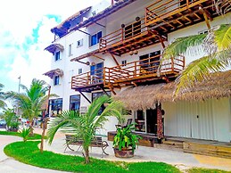 El Fuerte Beach Resort
