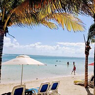 El Fuerte Beach Resort