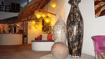 El Fuerte Beach Resort