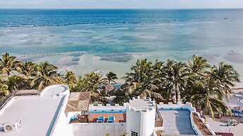 El Fuerte Beach Resort