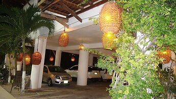 El Fuerte Beach Resort