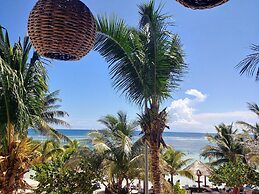 El Fuerte Beach Resort