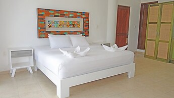 El Fuerte Beach Resort