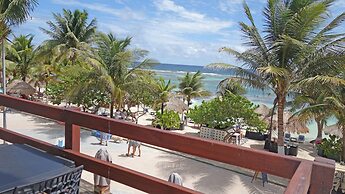 El Fuerte Beach Resort