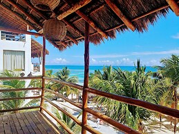 El Fuerte Beach Resort