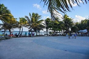 El Fuerte Beach Resort