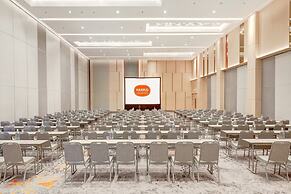 HARRIS Hotel & Conventions Bundaran Satelit Surabaya