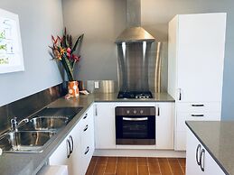 Panama Beachfront Apartments Rarotonga