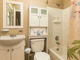 Red Robyn by Meyer Vacation Rentals