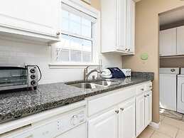 Red Robyn by Meyer Vacation Rentals