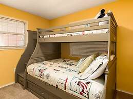 Red Robyn by Meyer Vacation Rentals