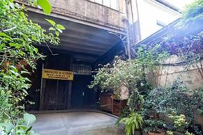 La Fleur Loft Boutique Spa