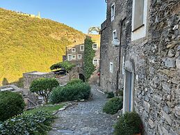 Oliveto Stunning Property With Private Garden