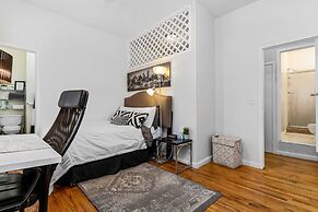 Your Next Vacation Should be Here ...walk to TimeSq