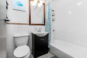 Perfectly Located near Restaurants, Shops, & Sites