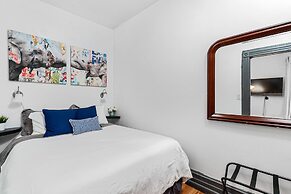 Perfectly Located near Restaurants, Shops, & Sites