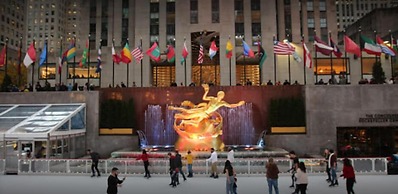 Perfectly Located near Restaurants, Shops, & Sites