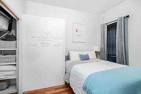 Perfectly Located near Restaurants, Shops, & Sites