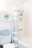 Walk to Columbia Uni & Central Park - 1MIN To Train