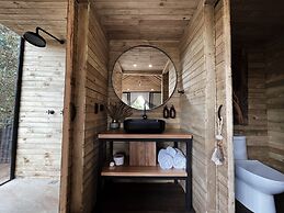 TEVA Glamping & Retreat