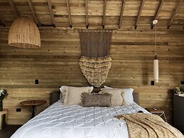 TEVA Glamping & Retreat