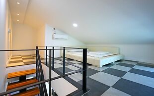 Gyeongju the One Pension - Red