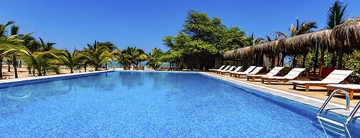 Hotel Punta Camarón Bungalows & Suites