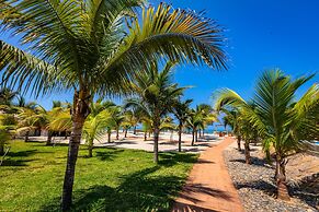 Hotel Punta Camarón Bungalows & Suites