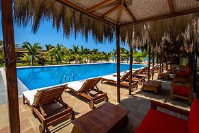 Hotel Punta Camarón Bungalows & Suites