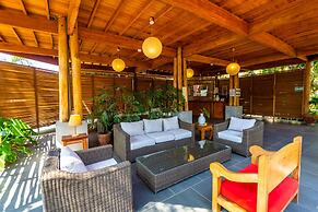 Hotel Punta Camarón Bungalows & Suites