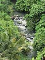 Shanti Natural Panorama View Hotel