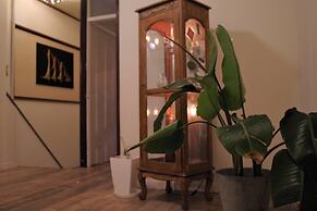 Ini Kobe Hostel & Cafe Bar