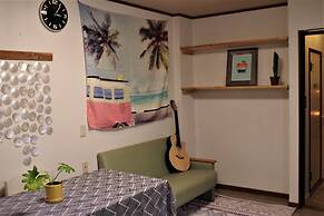 Ini Kobe Hostel & Cafe Bar