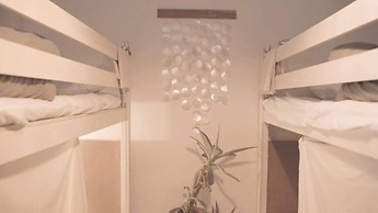 Ini Kobe Hostel & Cafe Bar