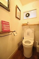 Ini Kobe Hostel & Cafe Bar