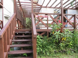 Holiday House Sumire