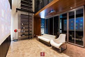 Expressionz Suites KLCC by Like Home